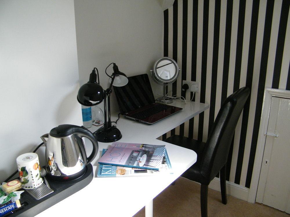 โอลด์ฟิลด์ เฮาส์ Bed & Breakfast บาธ ภายนอก รูปภาพ