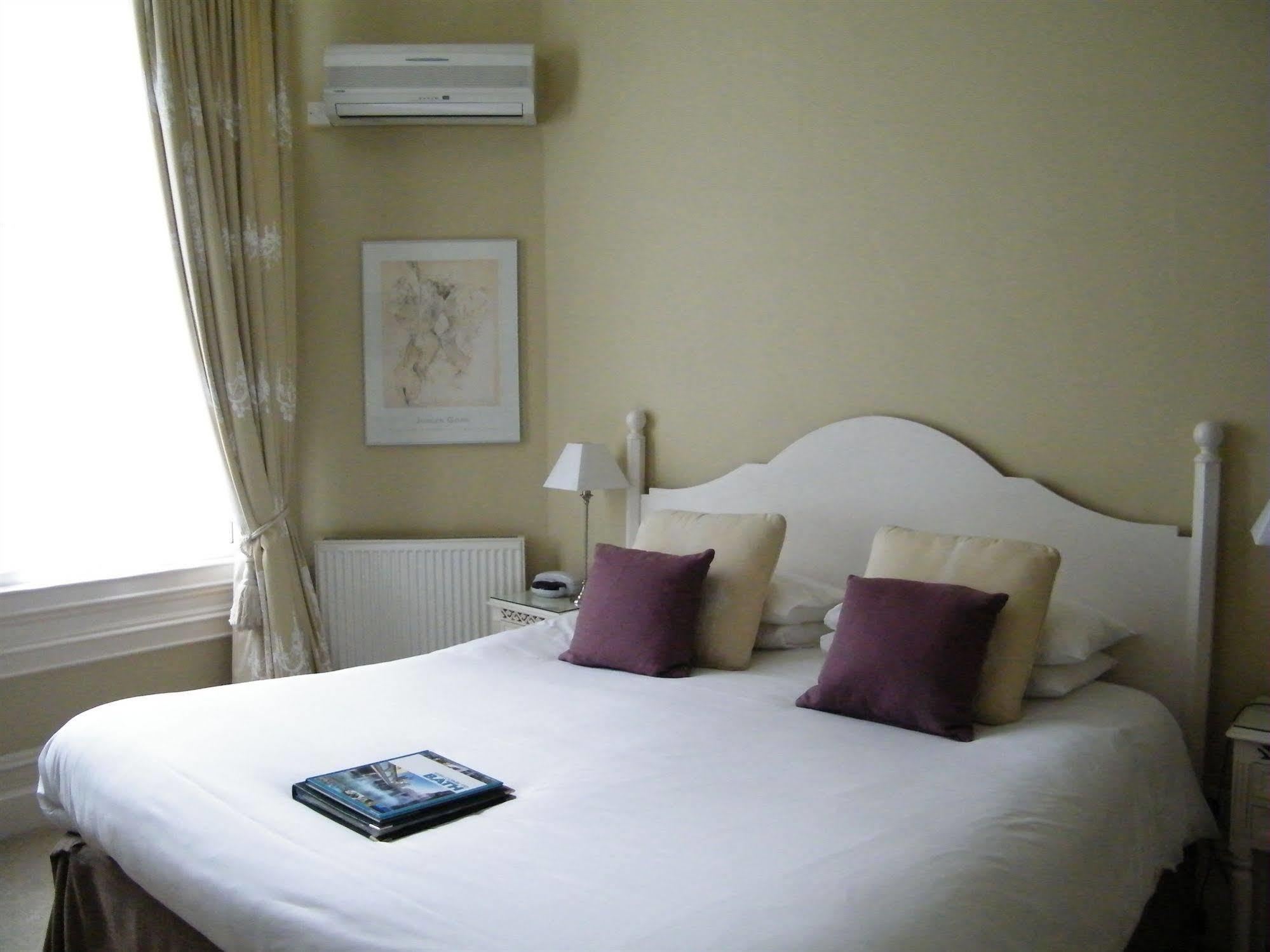 โอลด์ฟิลด์ เฮาส์ Bed & Breakfast บาธ ภายนอก รูปภาพ